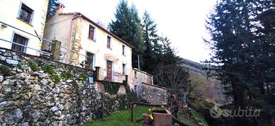 Camaiore collina vista mare, rustico singolo