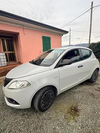 Lancia Ypsilon benzina - gpl 1.2 69cv