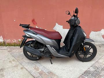 Affidabile scooter unico proprietario 