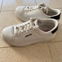 SCARPE BIANCHE ‘LEVIS’