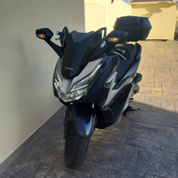 Honda Forza 300
