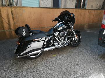 Harley Davidson Street Glide Special Chrome 