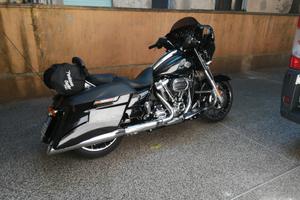 Harley Davidson Street Glide Special Chrome 