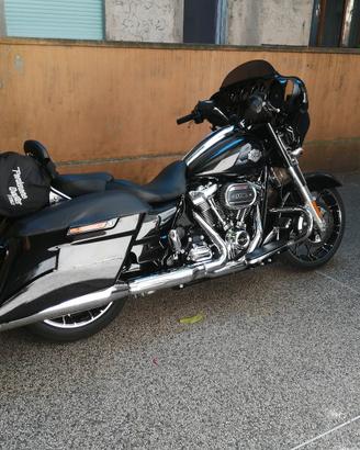 Harley Davidson Street Glide Special Chrome 