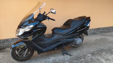 Suzuki Burgman AN 400
