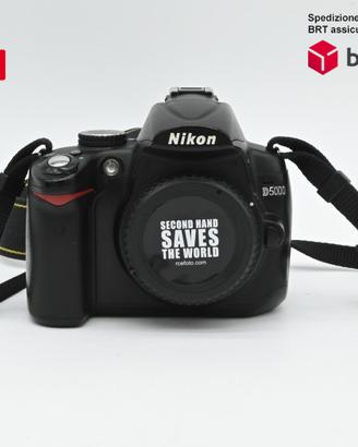 Nikon D5000