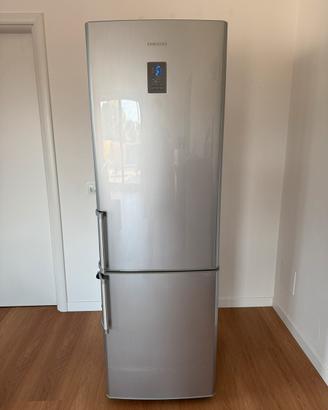 Frigorifero Samsung combinato No Frost 304 L