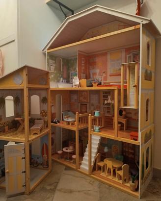 Casa per le bambole in legno con accessori