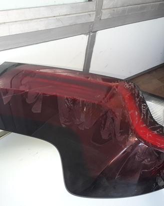 STOP FANALE POSTERIORE SINISTRO A LED TOYOTA Aygo