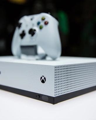 Xbox One S + Star Wars Battlefront II