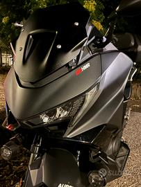 Cupolino Puig V-tech sport + fendinebbia led