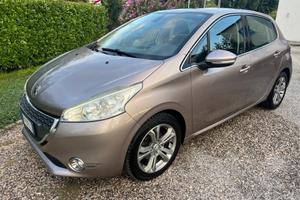 Peugeot 208 1.4 HDi neopatentati