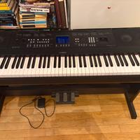 Tastiera DGX-650 mai usata