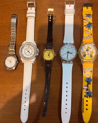 Lotto 5 orologi donna vari marchi Swatch