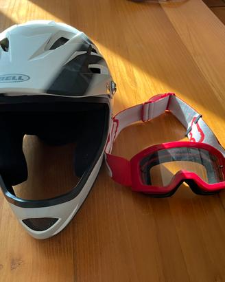 Casco Bell e maschera Fox enduro