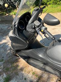 scooter Majestic 400 Yamaha