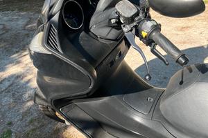 scooter Majestic 400 Yamaha