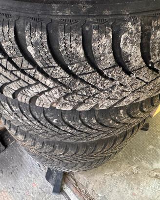 Cerchi Volkswagen e gomme invernali