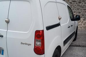 Citroen van tre posti 