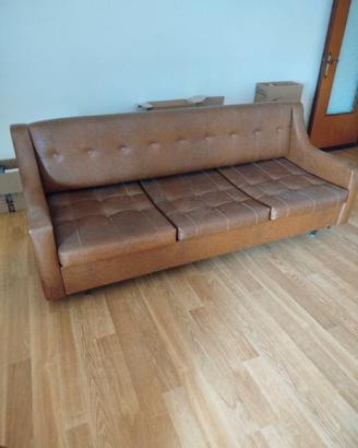 Set divano letto + due poltrone