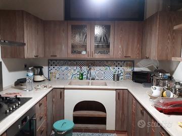 Componenti lignei cucina a muro