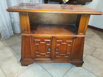 Arredamento in Legno – Vari Stili