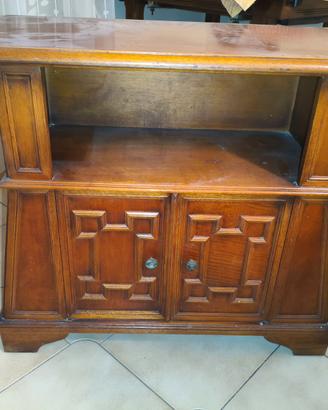 Arredamento in Legno – Vari Stili