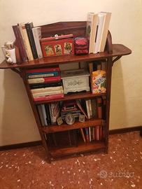 Libreria piccola - Arredamento e Casalinghi In vendita a Roma