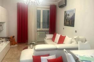 **AMPIO 120 MQ RISTRUTTURATO CON 3 CAMERE E 2 BALC