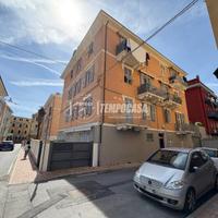 Varazze, Magazzino monolocale con bagno in centro