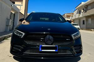 Mercedes-benz A35 AMG