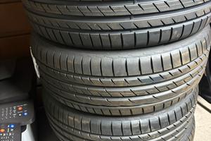 Pneumatici Laufenn NUOVI 235/55/R18 NUOVI