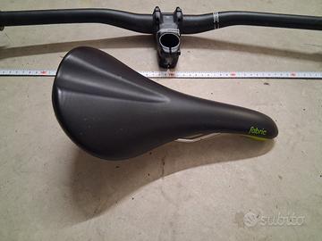 sella fabric e manubrio cannondale