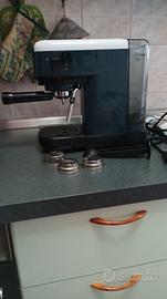 Macchina da caffè espresso per cialde e caffè solu
