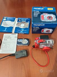 Custodia sub con telecamera 