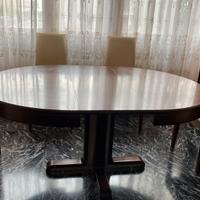 Tavolo da pranzo o sala rotondo allungabile