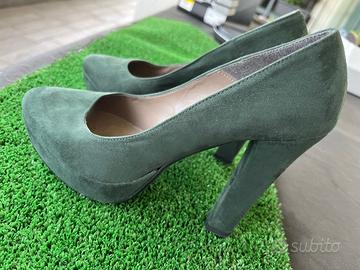 Scarpe camoscio verdi platò e tacco alto
