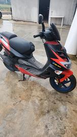 Aprilia SR 