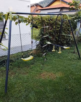 Altalena da giardino con dondolo e scala a corda