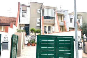 PORZIONE DI BIFAMILIARE A CASAMASSIMA