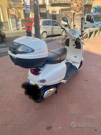 Vespa ET4 piaggio 150cc