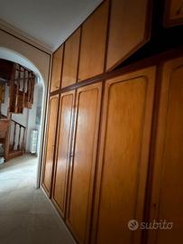 Grande Armadio a Muro su Misura – Legno