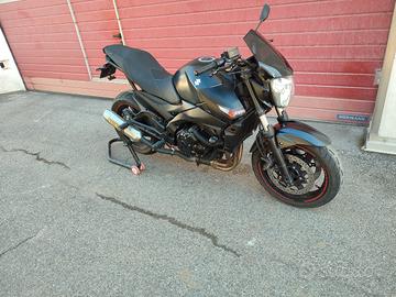 Suzuki gsr 600