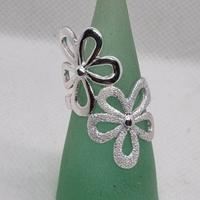 anello argento con fiori