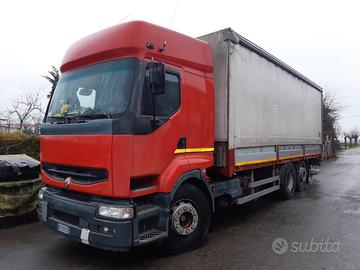 Renault Premium 6x2 motrice 3 assi