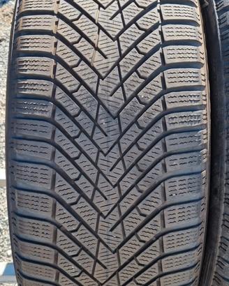 4 pneumatici 255 40 R21 invernali Pirelli
