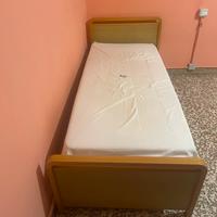 letto singolo con materasso