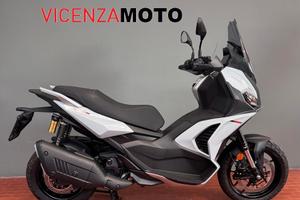 Aprilia SR GT 400