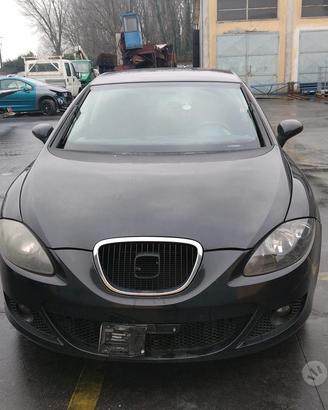 Seat Leon 2007 1.9 TDI BXE demolito per ricambi