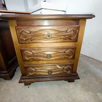 comodini n 2 venduti in coppia